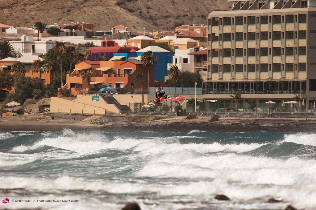 Stone soares above El Medano - 2014 PWA Tenerife World Cup ©  Carter/pwaworldtour.com http://www.pwaworldtour.com/